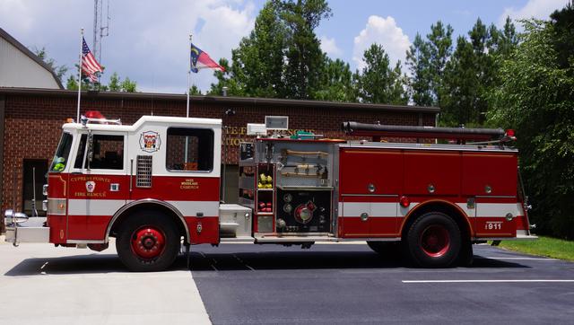 Engine 222 is a 1991 Pierce Dash; it is equipped with a 1250 gpm pump and 1,000 gallons of water.  E-222 is housed at Station 2 and is used as a reserve engine or as a second second-out engine as needed.